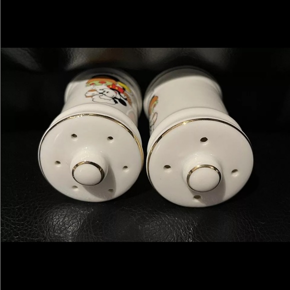 Walt Disney Mickey Mouse Vintage Salt and Pepper Shaker Salad Set - Japan 1980 - Picture 3 of 5